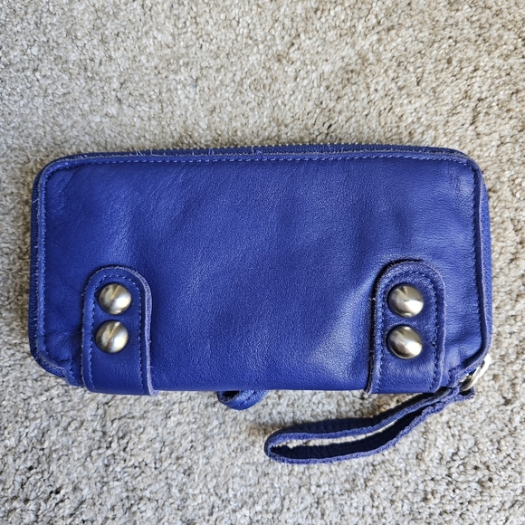Linea Pelle Cobalt Leather Dylan Zip Wallet - Picture 3 of 17